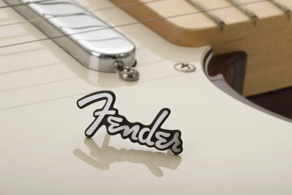 Feature Shot Fender by Diametric